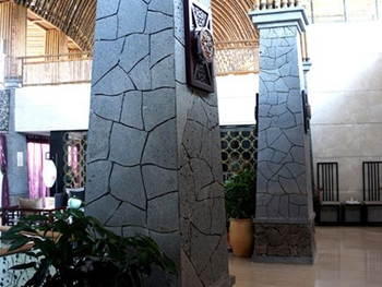 ��ɽ�rʯ��