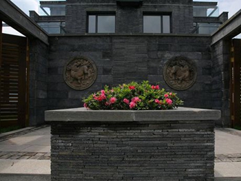 ��ɽ�rʯ��