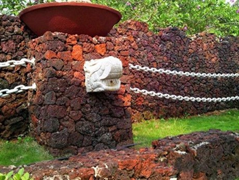 ��ɽ�rʯ��