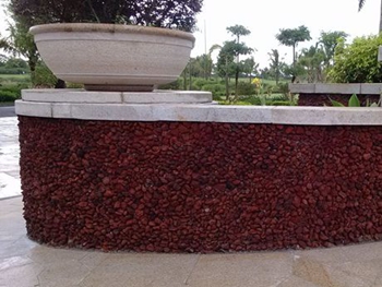 ��ɽ�rʯ��